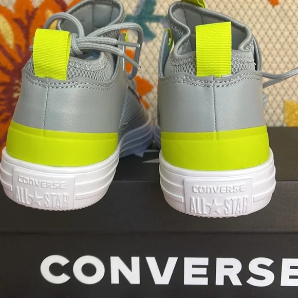 Converse 172153C
CTAS ULTRA OX
ASH STONE/LIME TWIST/SILVER
Men’s sneakers - Picture 13 of 16